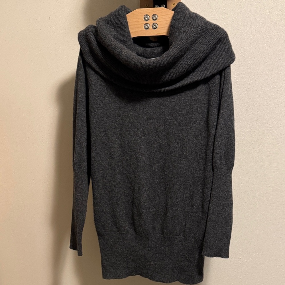 7 For All Mankind Luxurious CASHMERE Charcoal Gray Cowl Neck Sweater Women’s M
